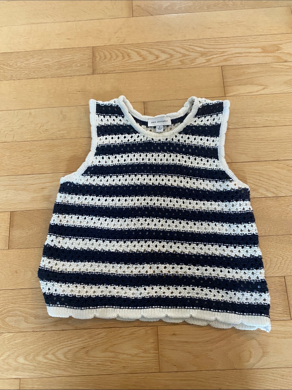 Striped Crochet Tank Top - black & White